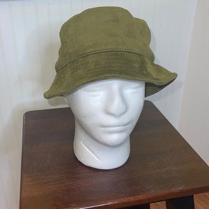 Morgan & Taylor ladies Indigo bucket hat. 58 CM/ 22.8 inches. Olive green